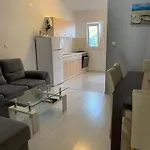 Jonjic Апартаменты *