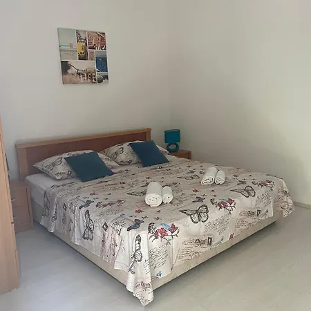 Jonjic Apartment *