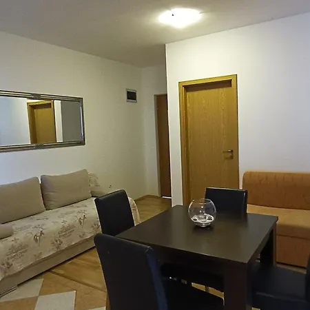 Jonjic Apartment *