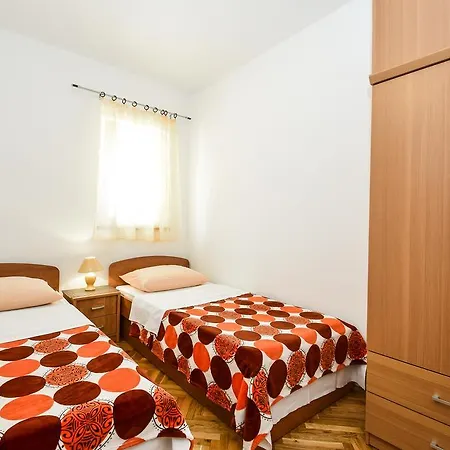 Jonjic Appartement *